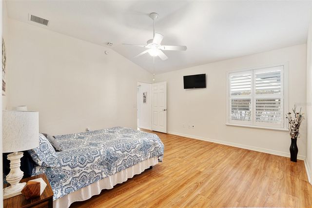 500 AINSWORTH CIRCLE, The Villages, FL 32162