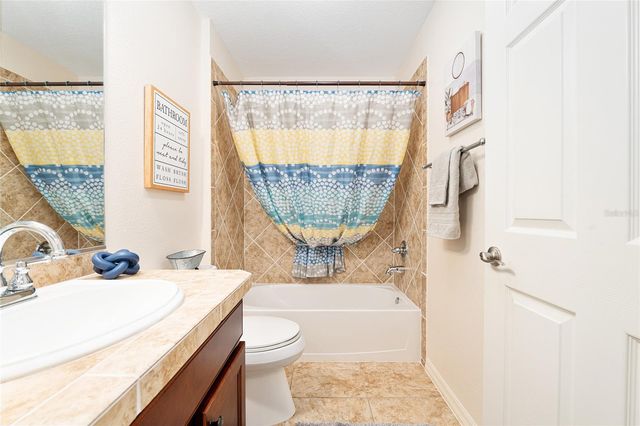 500 AINSWORTH CIRCLE, The Villages, FL 32162