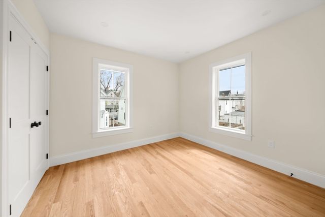 81 Gilman St, Somerville, MA 02145