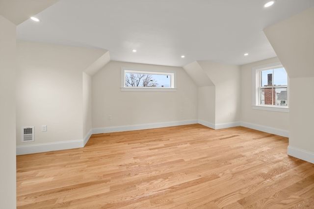 81 Gilman St, Somerville, MA 02145
