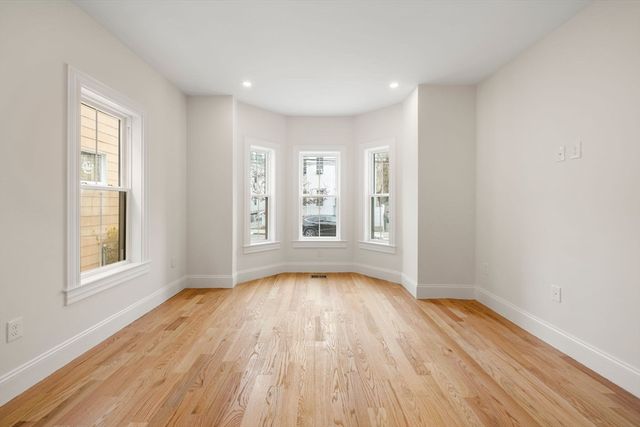 81 Gilman St, Somerville, MA 02145
