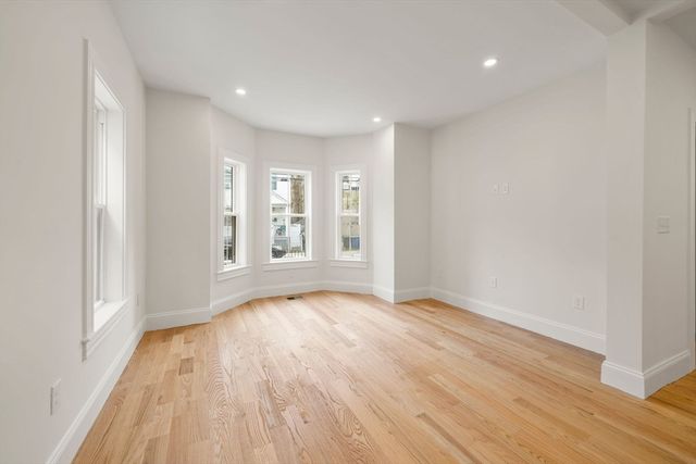 81 Gilman St, Somerville, MA 02145