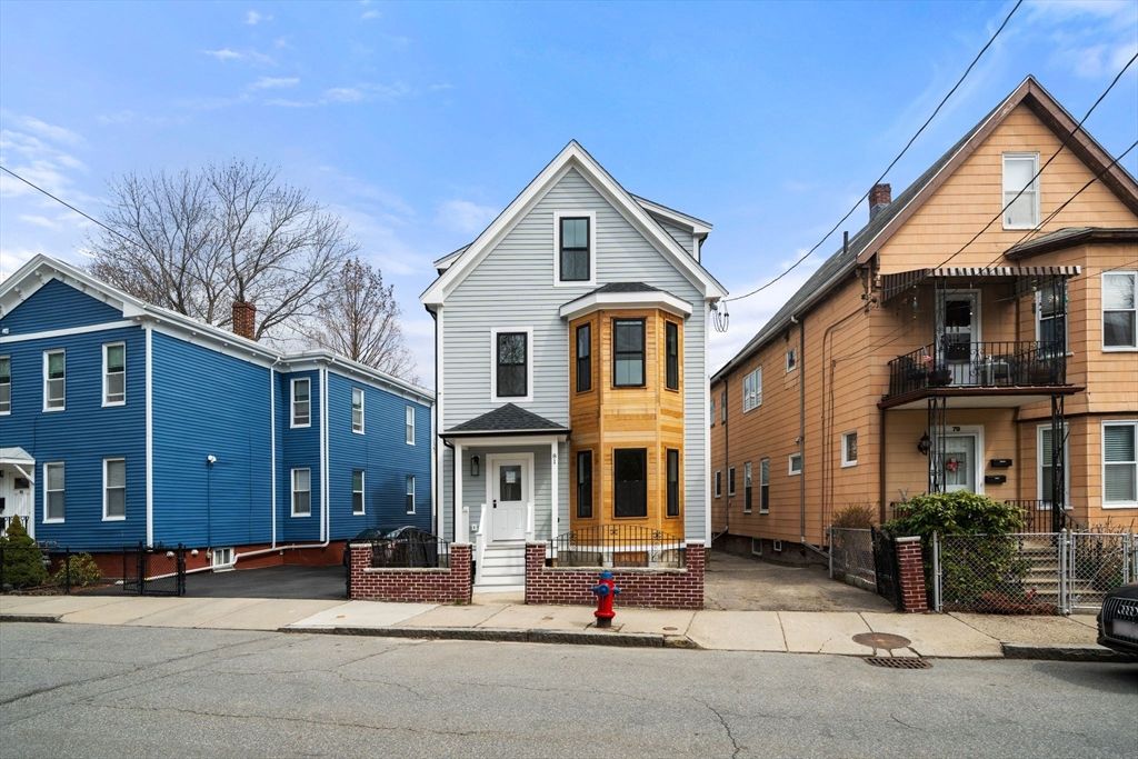 81 Gilman St, Somerville, MA 02145