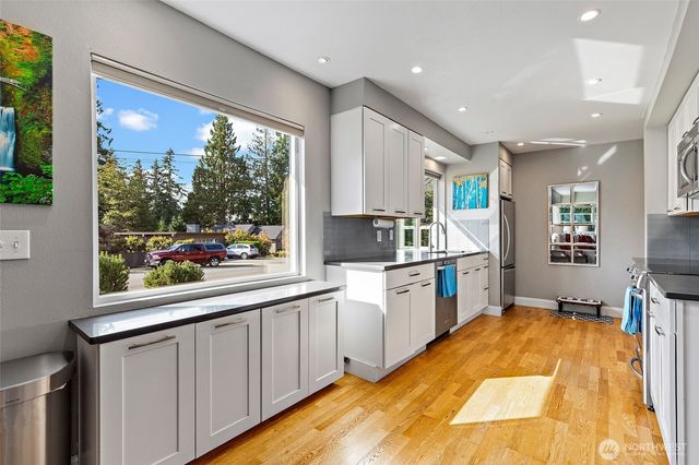 419 E View Ridge Drive, Everett, WA 98203