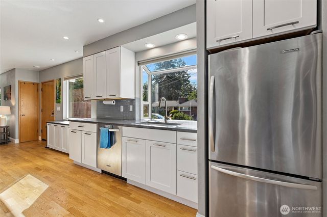419 E View Ridge Drive, Everett, WA 98203