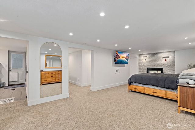 419 E View Ridge Drive, Everett, WA 98203