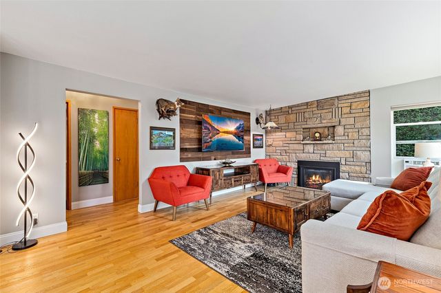 419 E View Ridge Drive, Everett, WA 98203