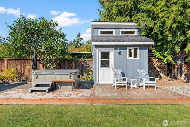 419 E View Ridge Drive, Everett, WA 98203