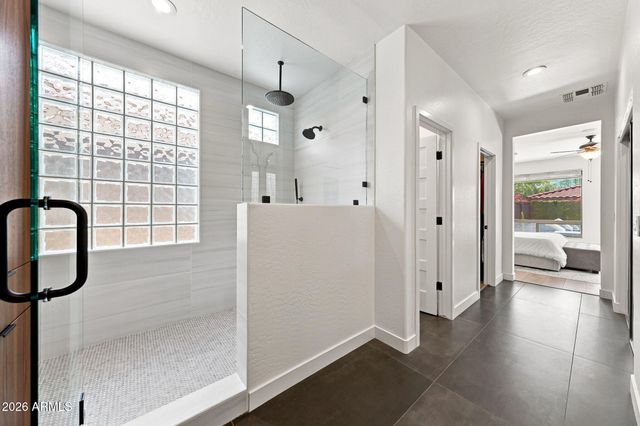 39901 N PRIDE Drive, Anthem, AZ 85086