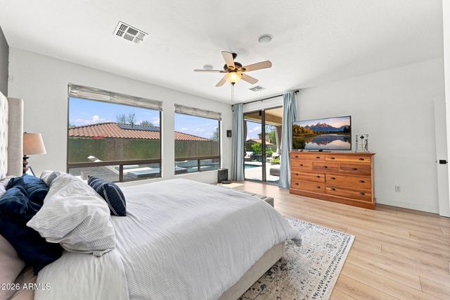 39901 N PRIDE Drive, Anthem, AZ 85086