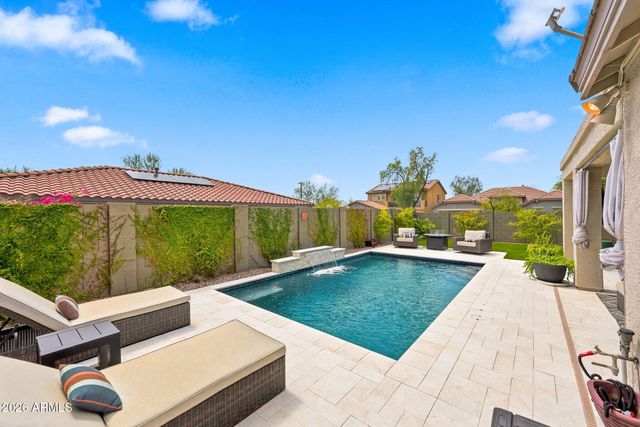 39901 N PRIDE Drive, Anthem, AZ 85086
