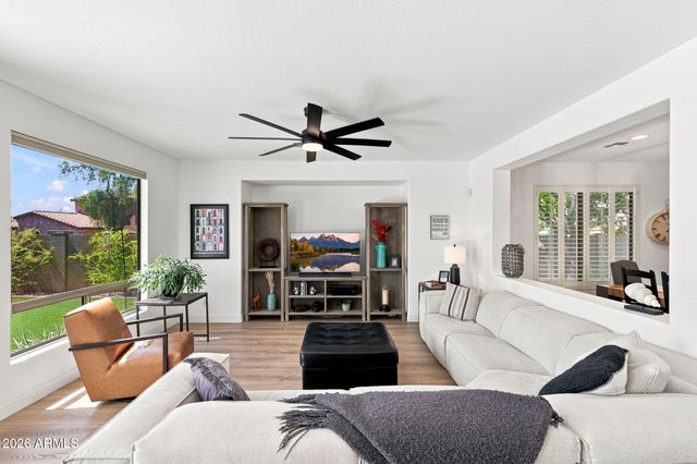 39901 N PRIDE Drive, Anthem, AZ 85086