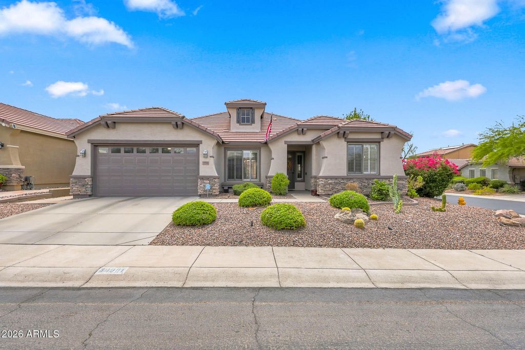 39901 N PRIDE Drive, Anthem, AZ 85086 — exterior