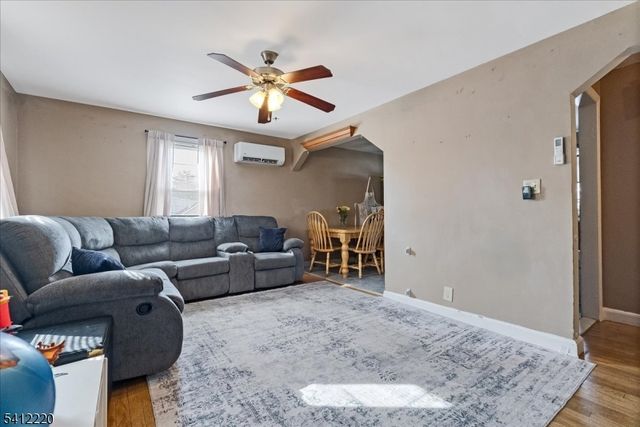 564 Spruce Ave, Garwood Boro, NJ 07027