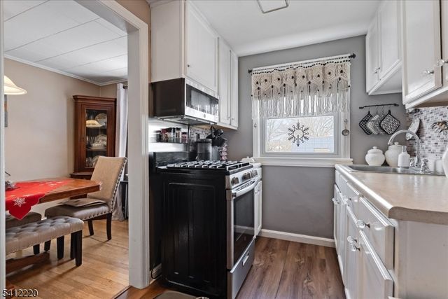 564 Spruce Ave, Garwood Boro, NJ 07027