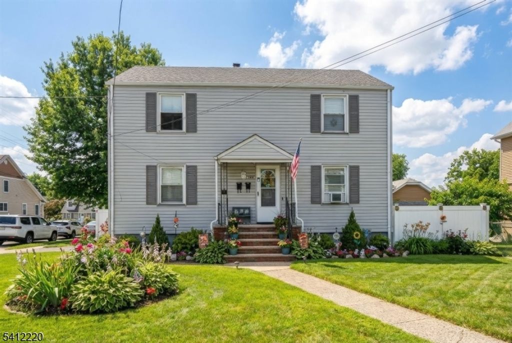 564 Spruce Ave, Garwood Boro, NJ 07027