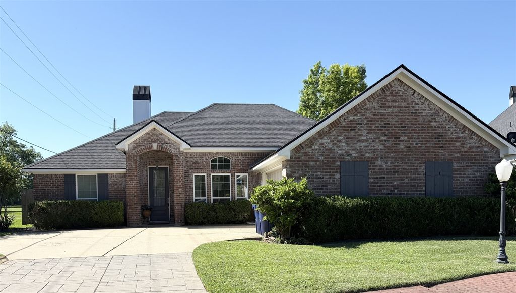 101 Decatur, Bossier City, LA 71111