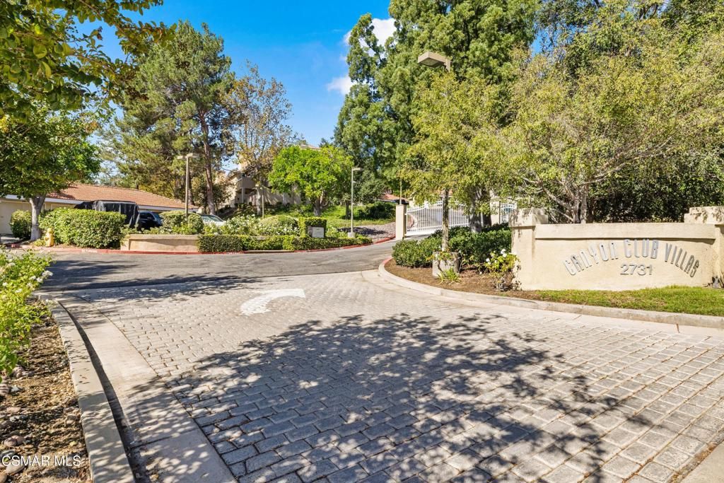 2731 Erringer Road 21, Simi Valley, CA 93065 — photo 2