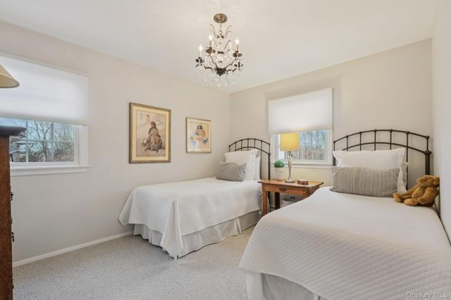 229 Betsy Ross Drive, Orangeburg, NY 10962