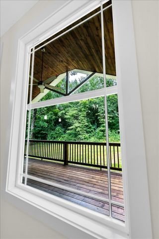 634 Mountain View Dr, Morrison, TN 37357