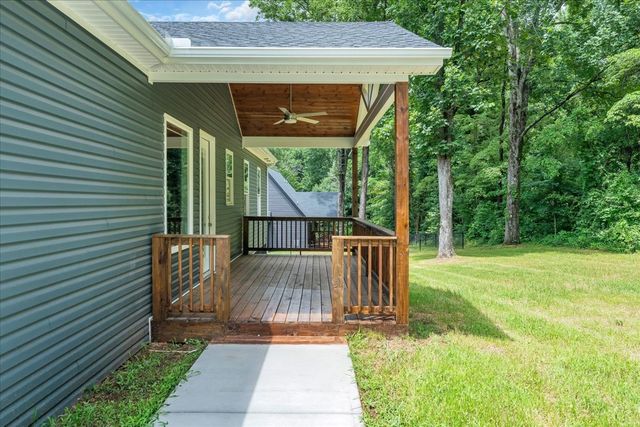 634 Mountain View Dr, Morrison, TN 37357