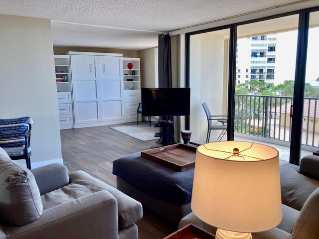 300 Ocean Trail Way 306, Jupiter, FL 33477
