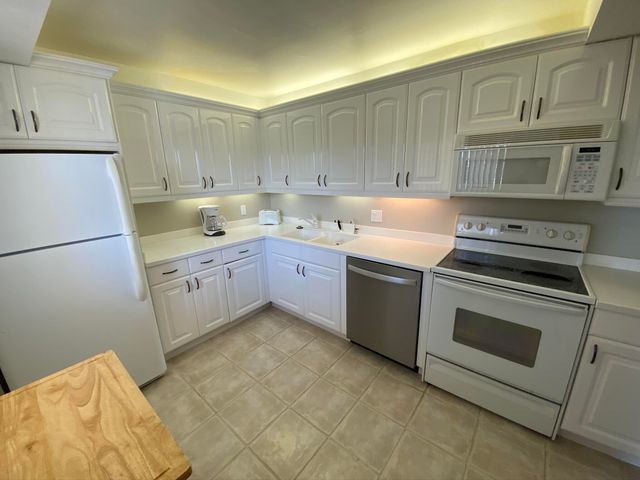 300 Ocean Trail Way 306, Jupiter, FL 33477