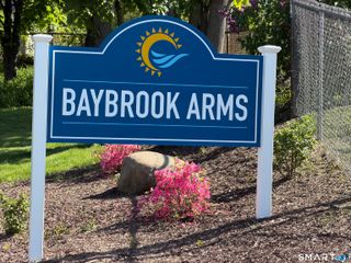 41 Jones Hill Road 311, West Haven, CT 06516