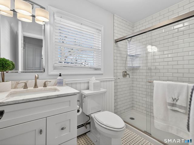 5 Woodland Drive, Old Saybrook, CT 06475