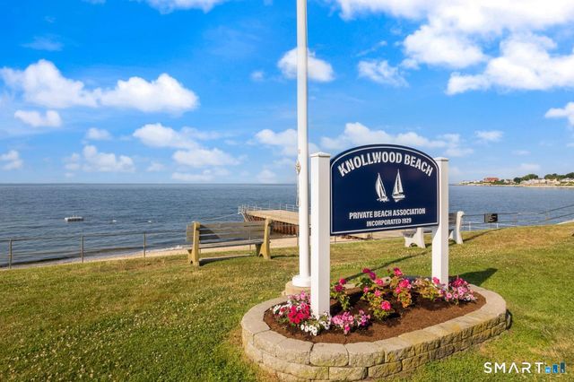 5 Woodland Drive, Old Saybrook, CT 06475