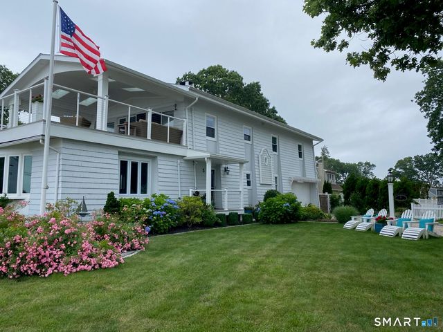 5 Woodland Drive, Old Saybrook, CT 06475