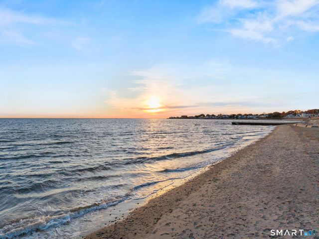 5 Woodland Drive, Old Saybrook, CT 06475