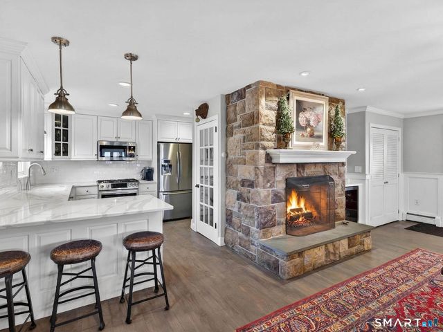 5 Woodland Drive, Old Saybrook, CT 06475