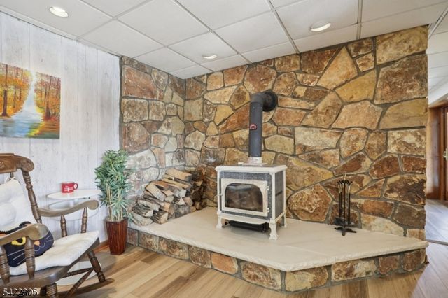 5 Bucky Ln, Vernon Twp., NJ 07462