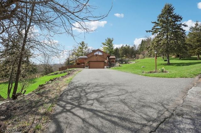 5 Bucky Ln, Vernon Twp., NJ 07462