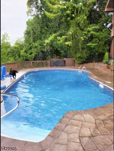 5 Bucky Ln, Vernon Twp., NJ 07462