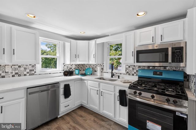 214 BROOKSIDE AVE, Ewing, NJ 08638