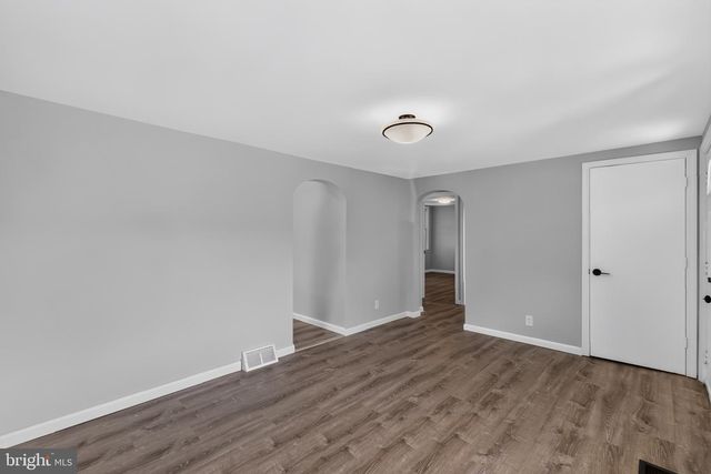 214 BROOKSIDE AVE, Ewing, NJ 08638