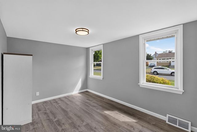 214 BROOKSIDE AVE, Ewing, NJ 08638