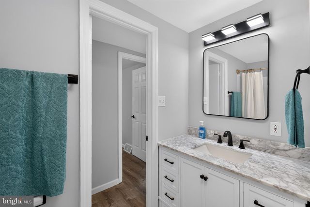 214 BROOKSIDE AVE, Ewing, NJ 08638