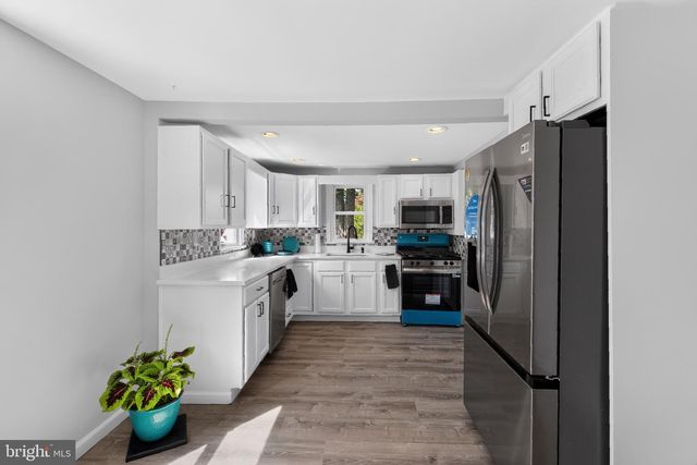 214 BROOKSIDE AVE, Ewing, NJ 08638