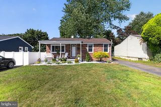 214 BROOKSIDE AVE, Ewing, NJ 08638