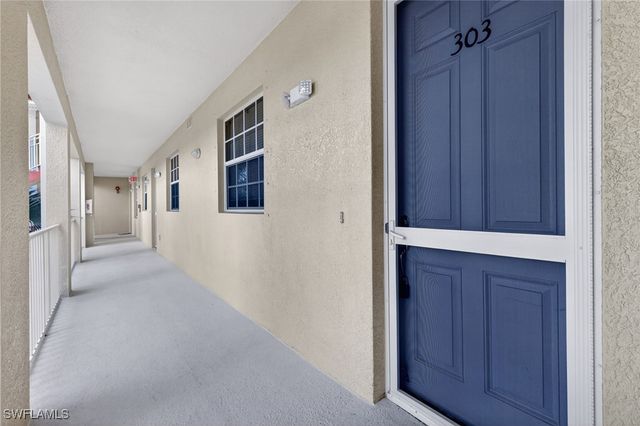 6816 STERLING GREENS PL 303, Naples, FL 34104