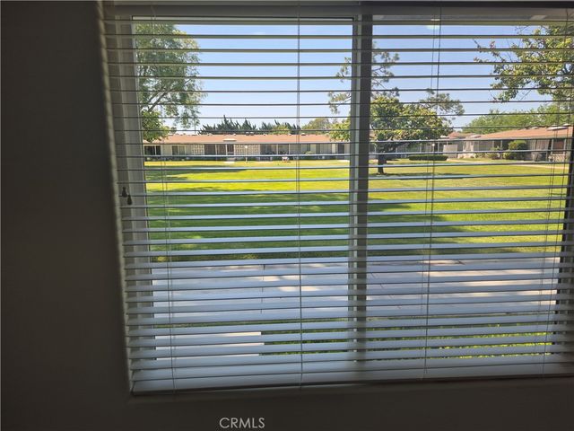 13701 Annandale Dr, 16Z Drive 16Z, Seal Beach, CA 90740