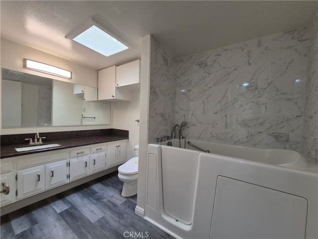 13701 Annandale Dr, 16Z Drive 16Z, Seal Beach, CA 90740