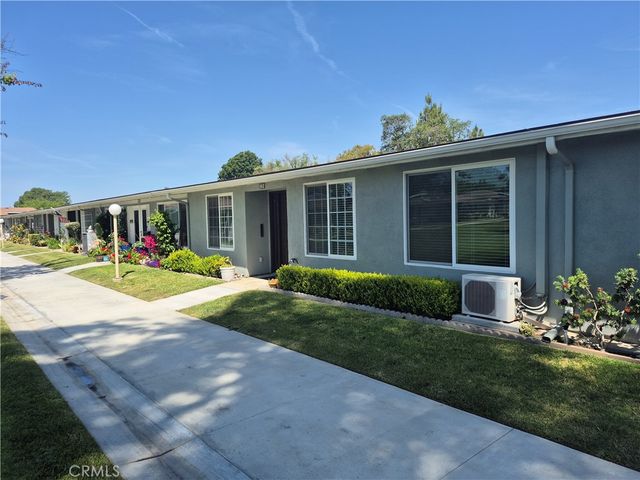 13701 Annandale Dr, 16Z Drive 16Z, Seal Beach, CA 90740