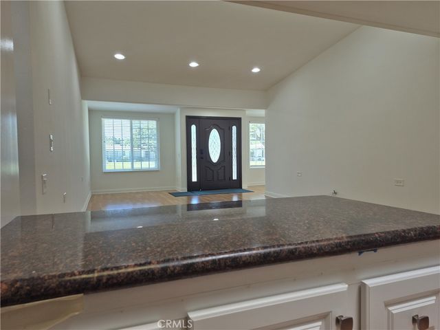 13701 Annandale Dr, 16Z Drive 16Z, Seal Beach, CA 90740