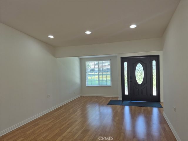 13701 Annandale Dr, 16Z Drive 16Z, Seal Beach, CA 90740