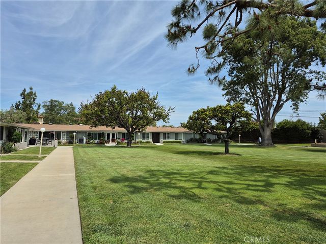 13701 Annandale Dr, 16Z Drive 16Z, Seal Beach, CA 90740