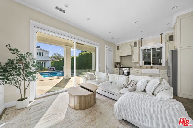 12345 Huston Street, Valley Village, CA 91607